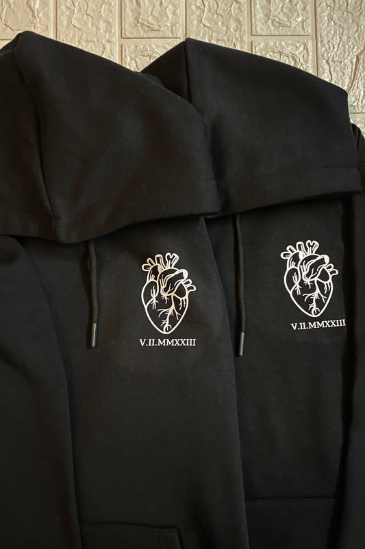 Pack of 2 : Custom Heart with Roman Date Printed Couple Hoodies
