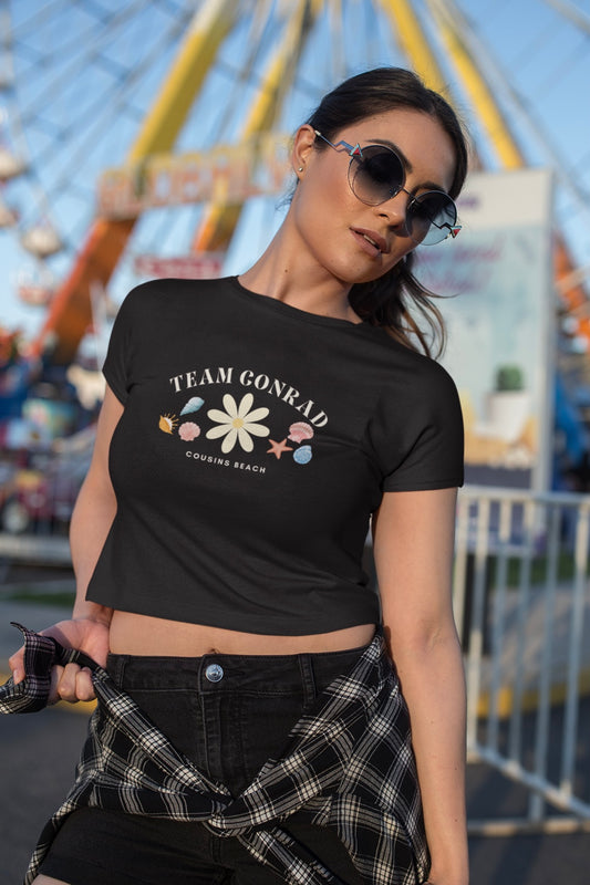 Team Conrad Women’s Crop T-shirt (The Summer I Turned Pretty)